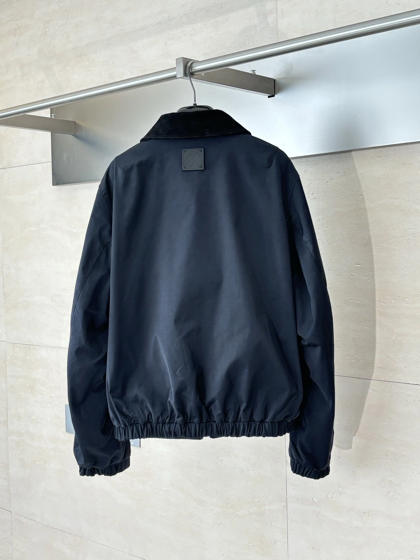 wg.luxury-- 8V reversible item: E-F000J0201